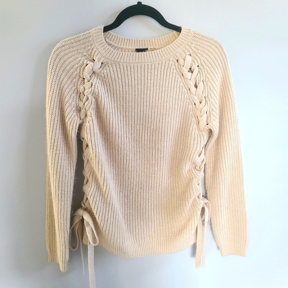 Xs Cream Motion Crew Neck Knit Sweater